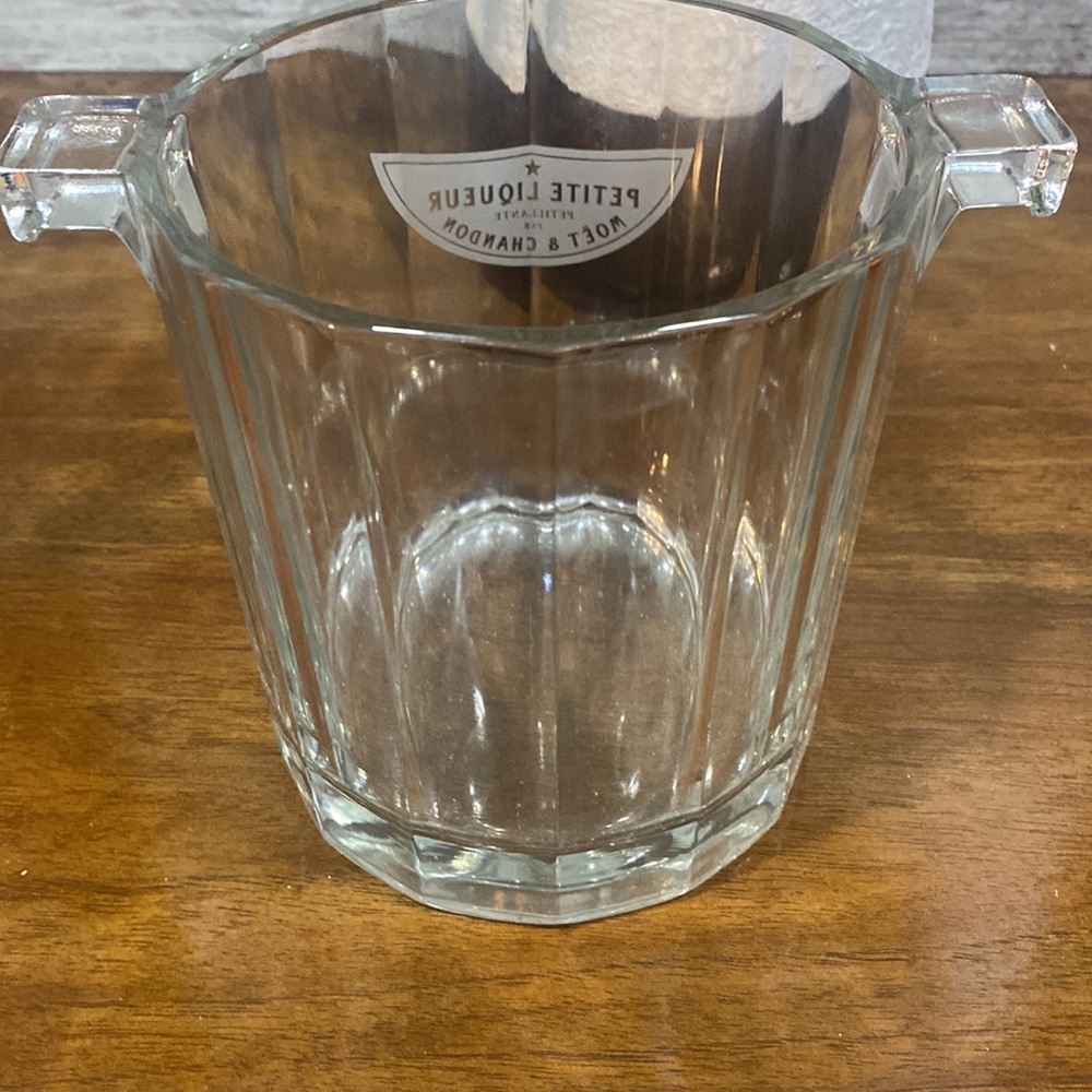 Petite Liquer Mort & Chandon champagne ice bucket glass - Picture 3 of 3